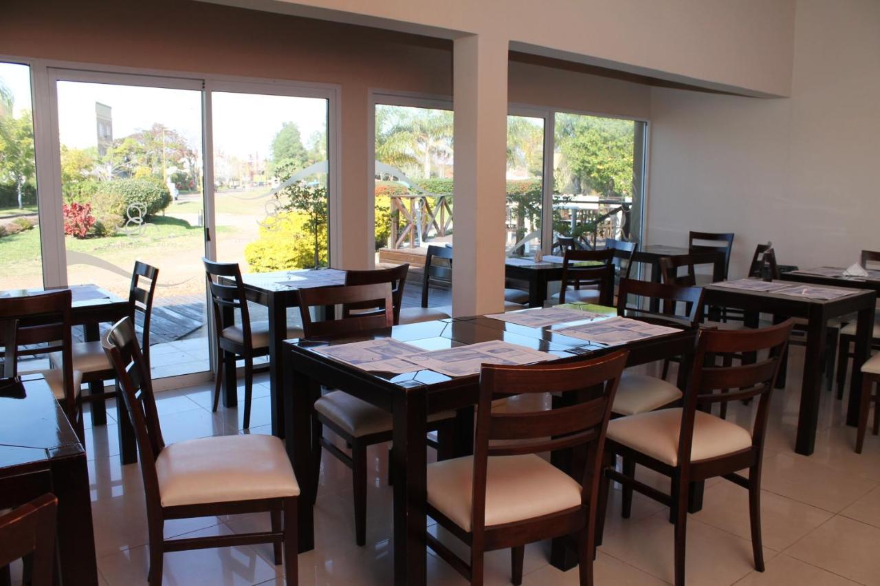 Brisas Del Lago Apart Y Hotel 페데라시온 외부 사진