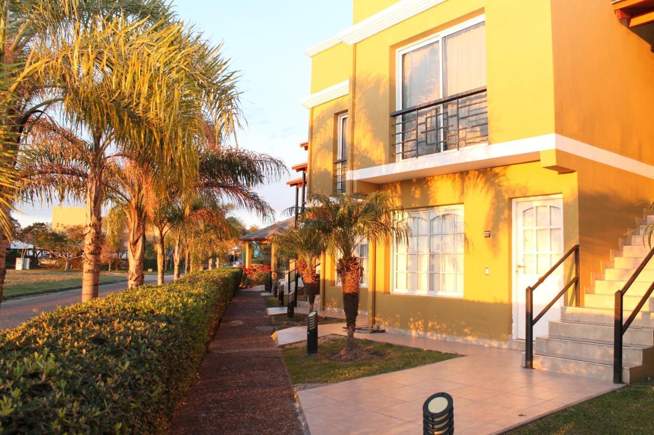 Brisas Del Lago Apart Y Hotel 페데라시온 외부 사진