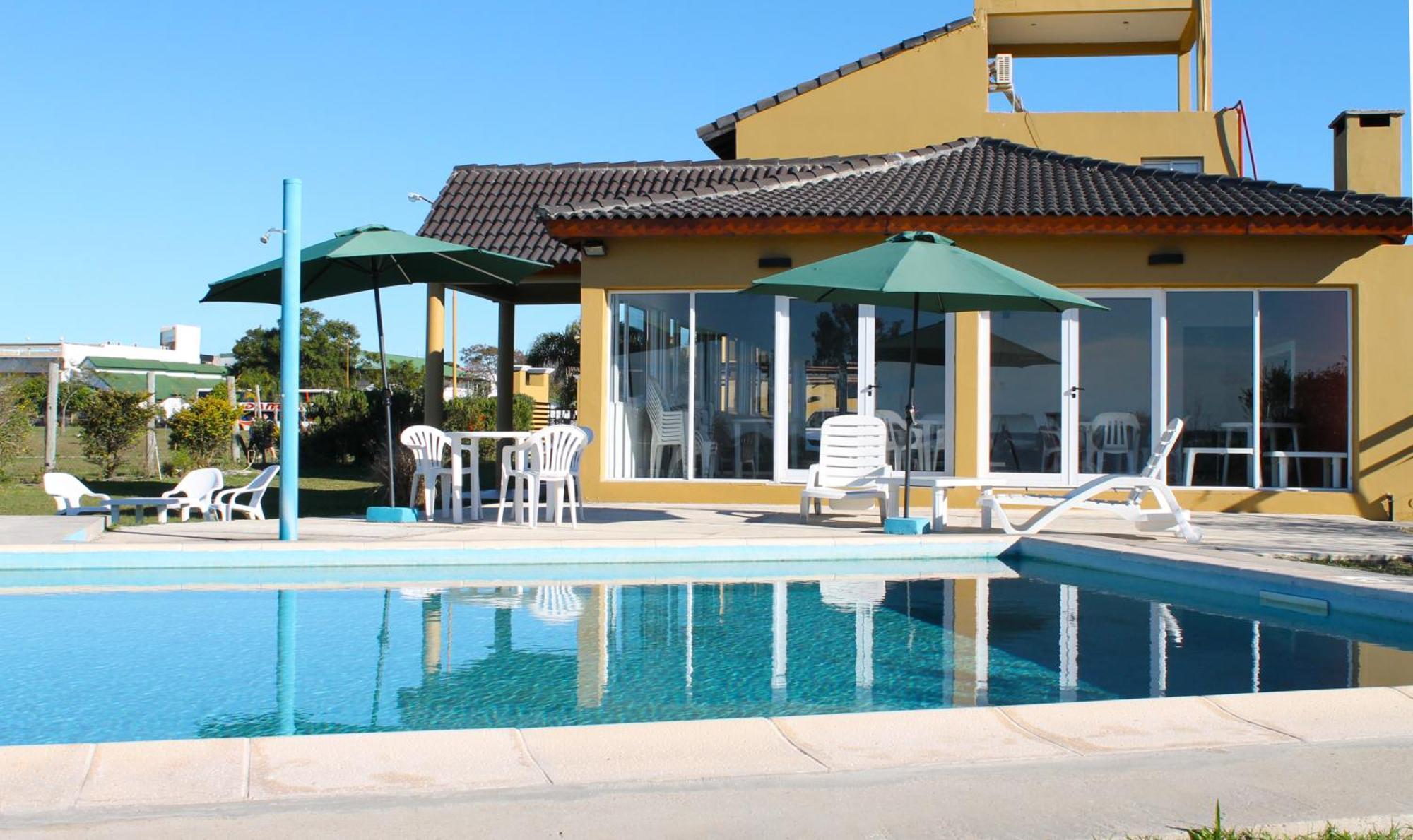 Brisas Del Lago Apart Y Hotel 페데라시온 외부 사진