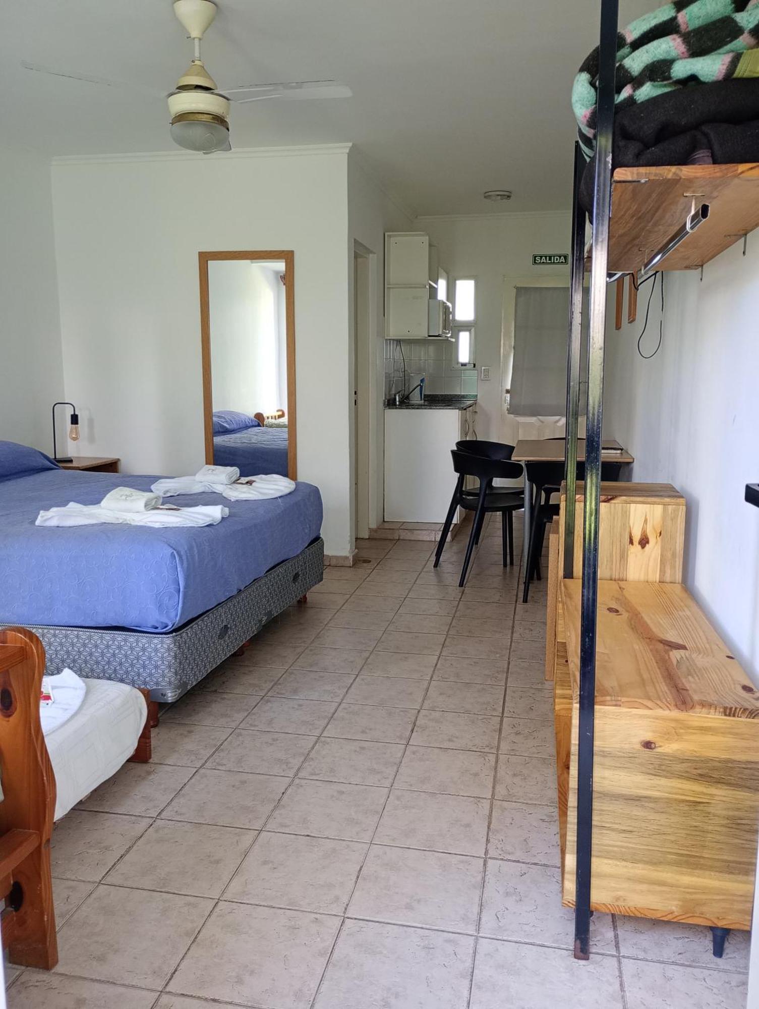 Brisas Del Lago Apart Y Hotel 페데라시온 외부 사진