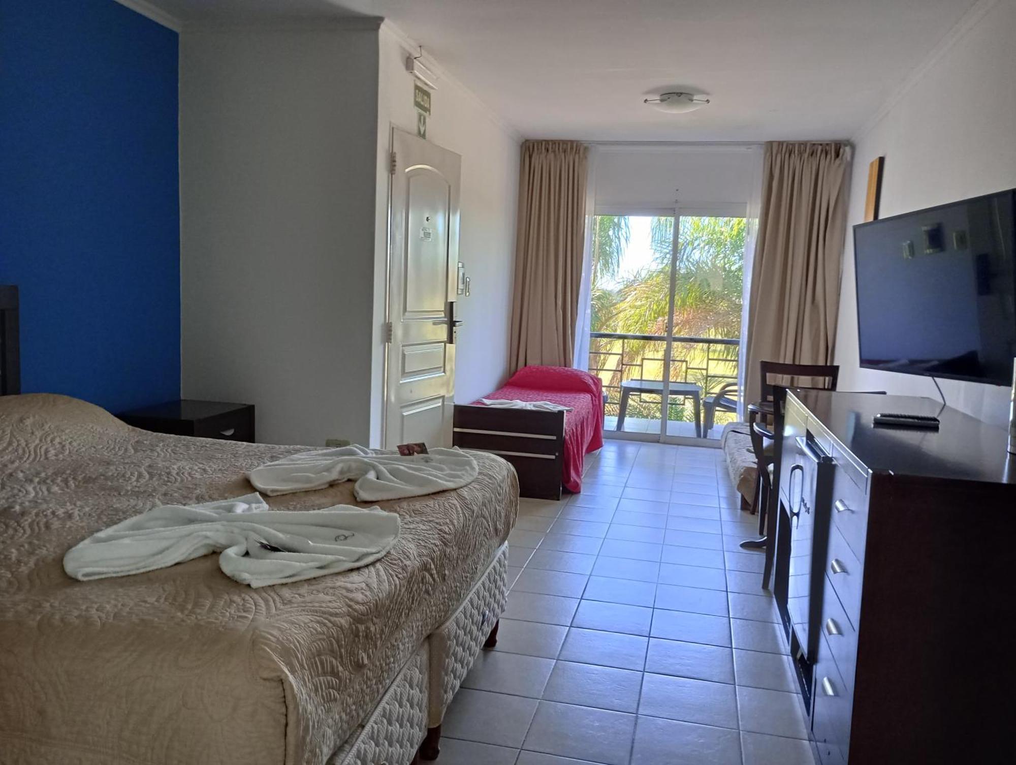 Brisas Del Lago Apart Y Hotel 페데라시온 외부 사진