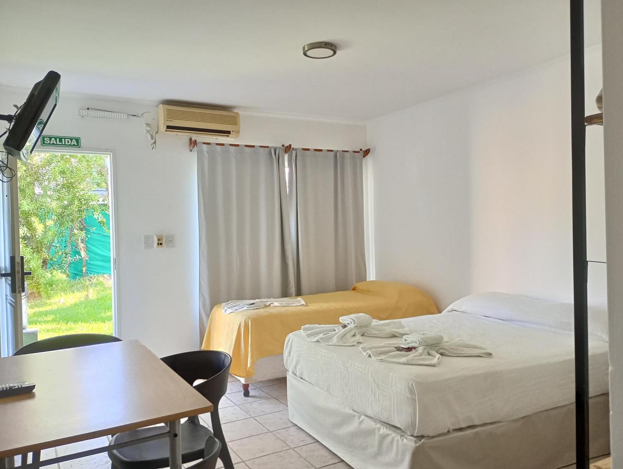 Brisas Del Lago Apart Y Hotel 페데라시온 외부 사진